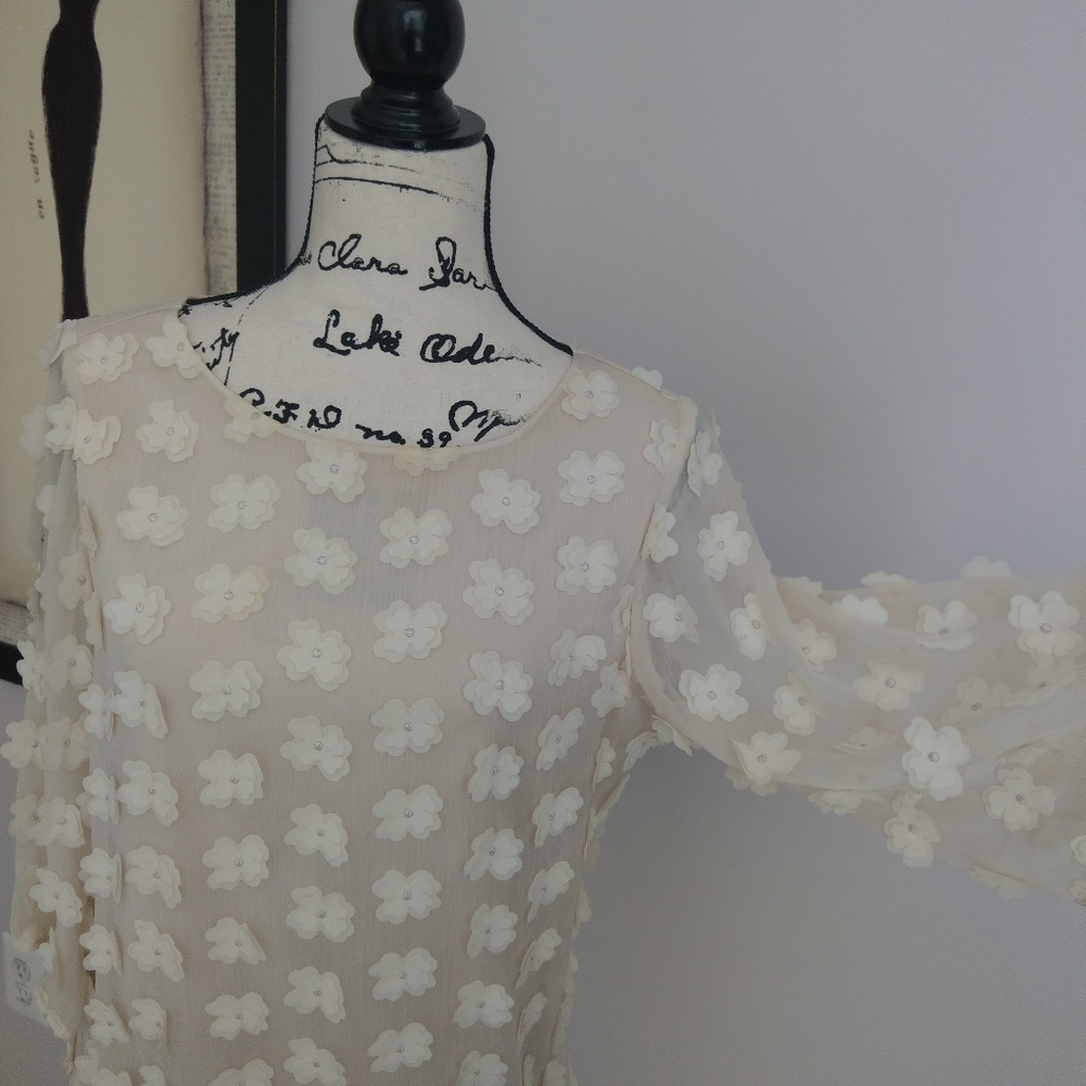 New York & Company blouse, Size S - Picture 6 of 9